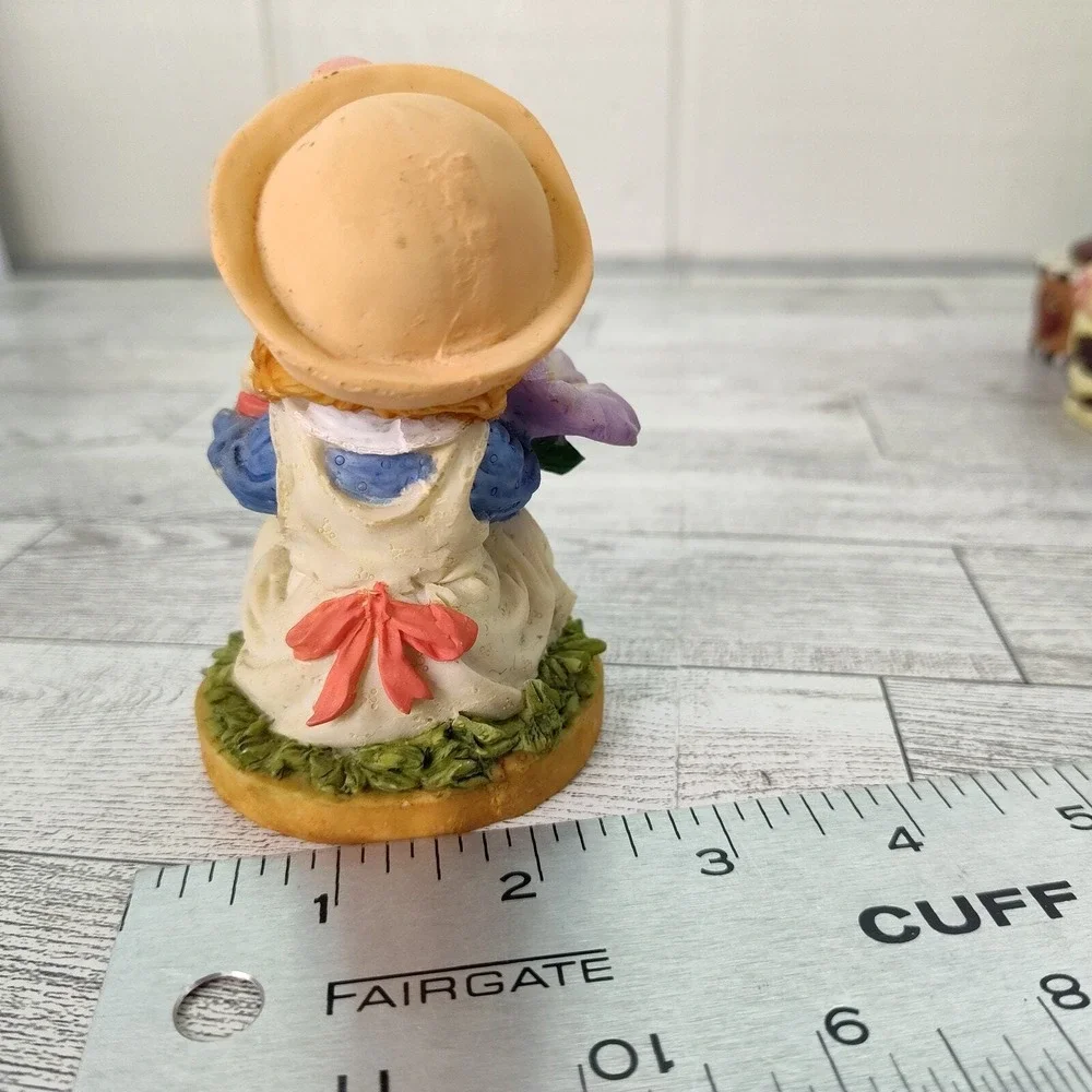 September Birthday Girl Ceramic Figurine 4" Vintage Home Decor - Picture 4 of 9